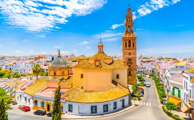 Parroquia de San Pedro, Carmona