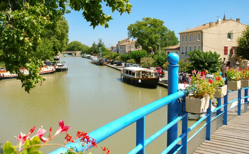 Canal bei Homps