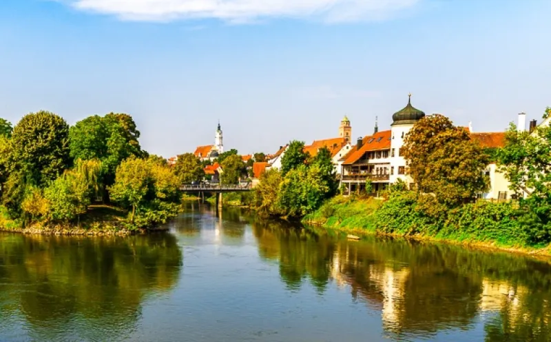 Der Zusammenfluss von Donau und Wörnitz 