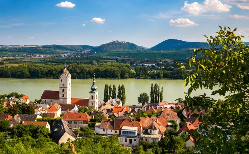 Blick auf Krems, Donau, Hinterland