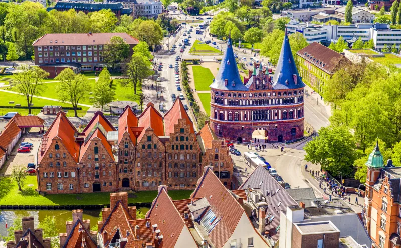 Blick auf das Lübecker Holstentor 