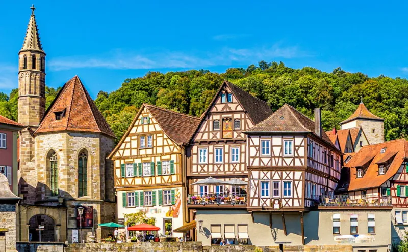 Die wundervollen Fachwerkhäuser verleihen Schwäbisch Hall den besonderen Charme